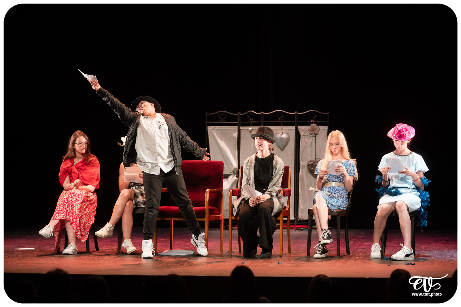 LES FEMMES SAVANTES (ATELIER THÉÂTRE DU COLLÈGE FOCH)